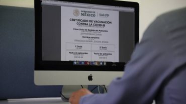 Colapsa sitio web para obtener certificado de vacunación