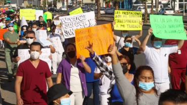 Trabajadores de la salud marcharon en Mexicali