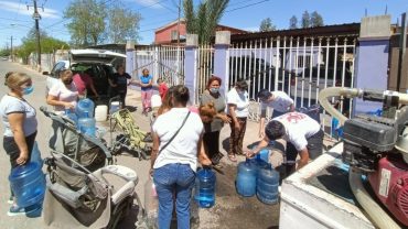 Colonias de Mexicali reciben agua potable