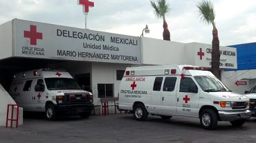 Cruz Roja de Mexicali recibe una ambulancia como donativo
