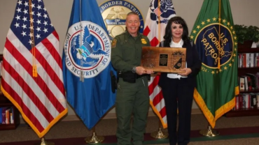 Estados Unidos reconoce labor de Norma Bustamante a favor de seguridad fronteriza