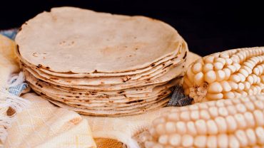 Precio de la tortilla podría subir por baja producción de maíz