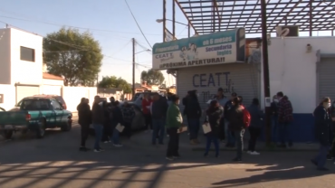 Alumnos del CEATT en Mexicali exigen respuestas por certificados falsos